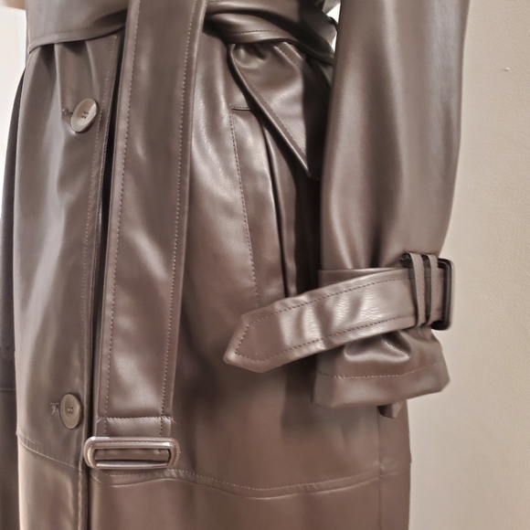 Zara Leather Trench Long Coats.🤎 - Picture 4 of 10